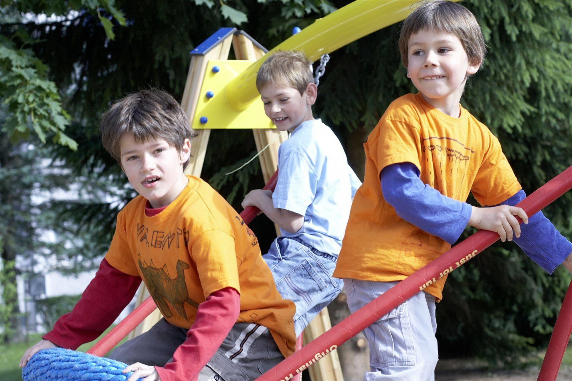 Werrapark Familienresort Hotel Heubacher Hoehe Масерберг Екстериор снимка